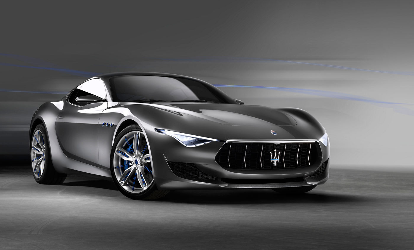 Frontalaufnahme des Maserati Alfieri Concept Car