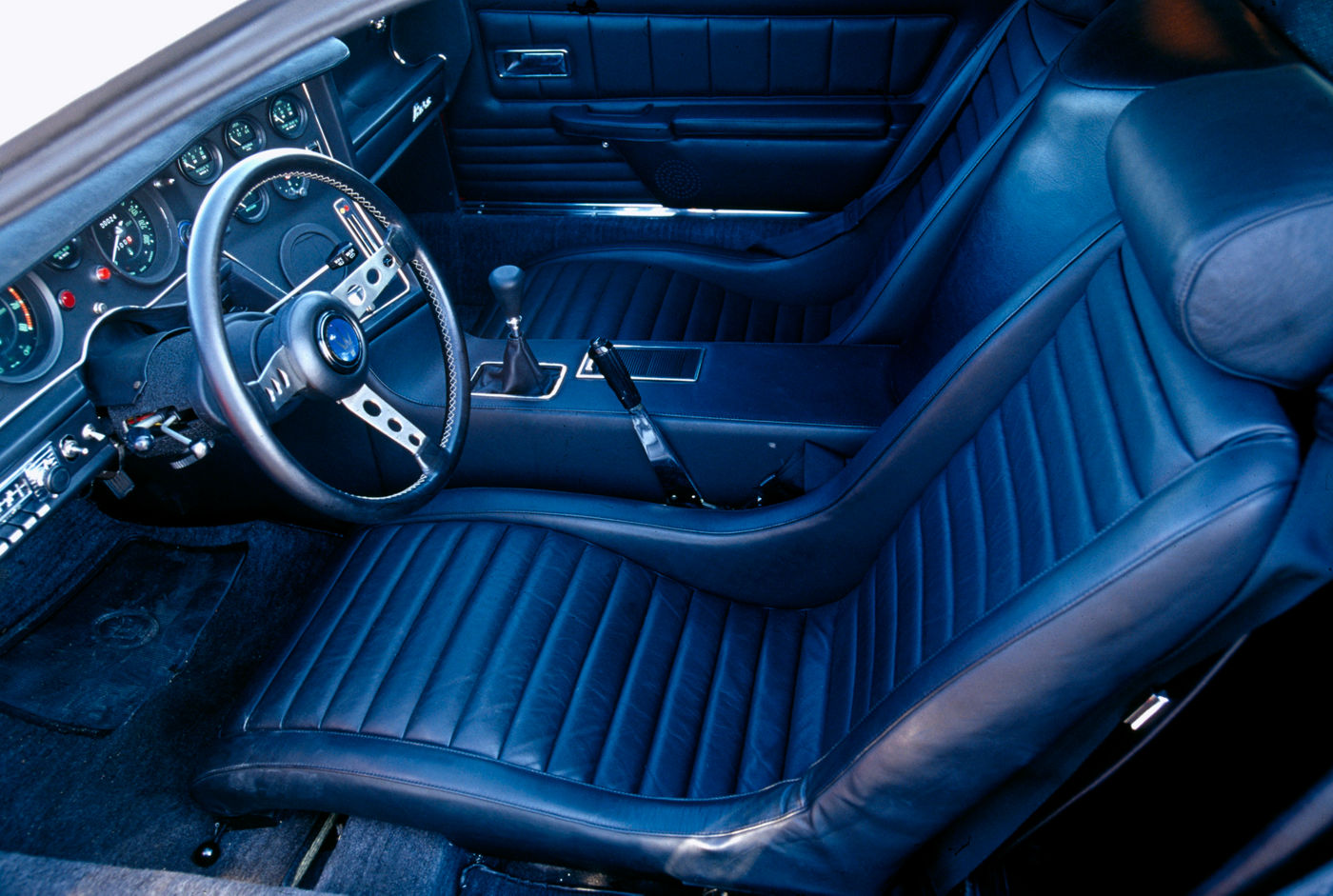 Interior del Maserati Bora