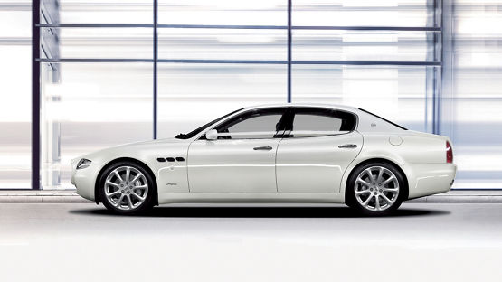 Quattroporte V Automatic | Klassische Autos | Maserati DE
