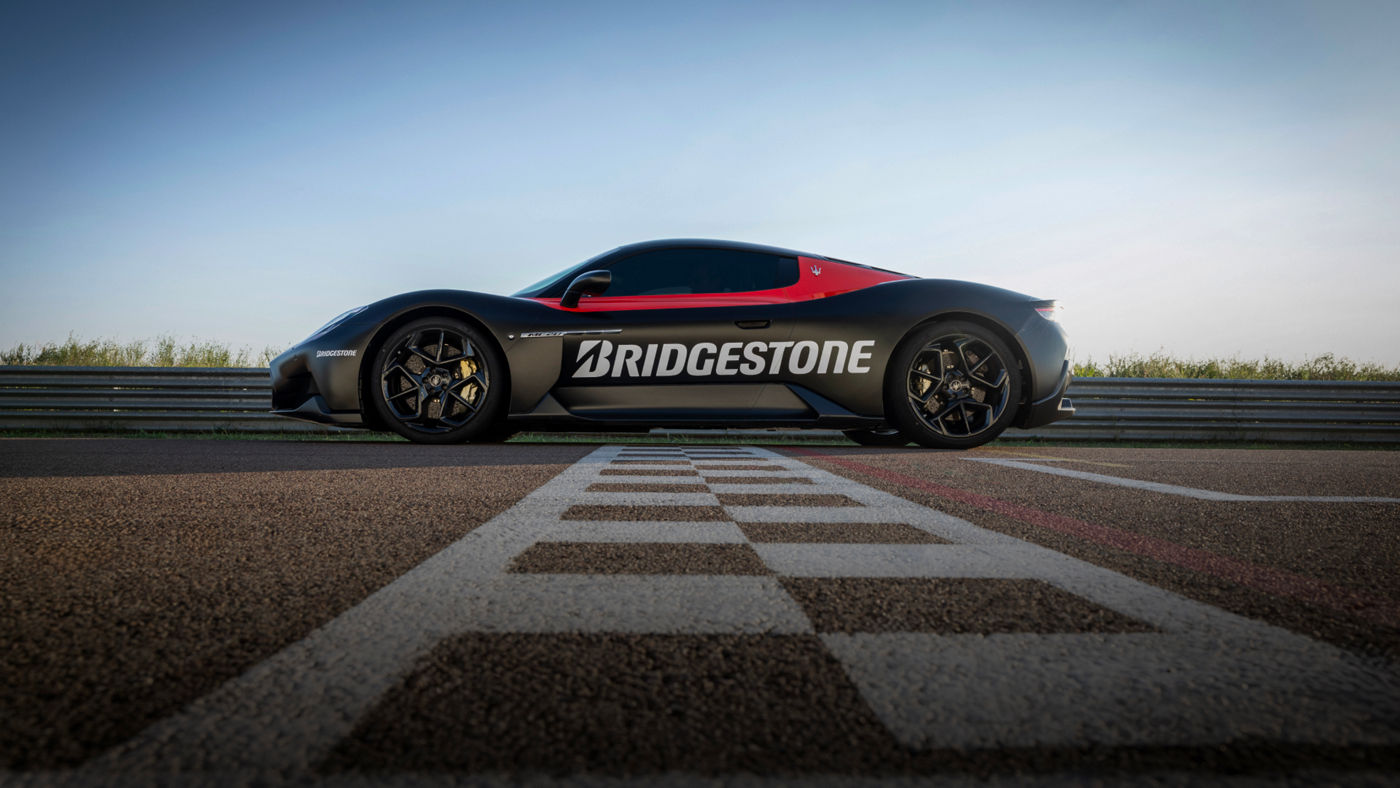 Maserati y Bridgestone unen sus fuerzas y sellan una alianza de alto rendimiento