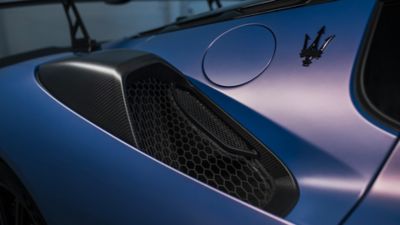 2024 年モントレー カー ウィークで GT2 Stradale がデビュー