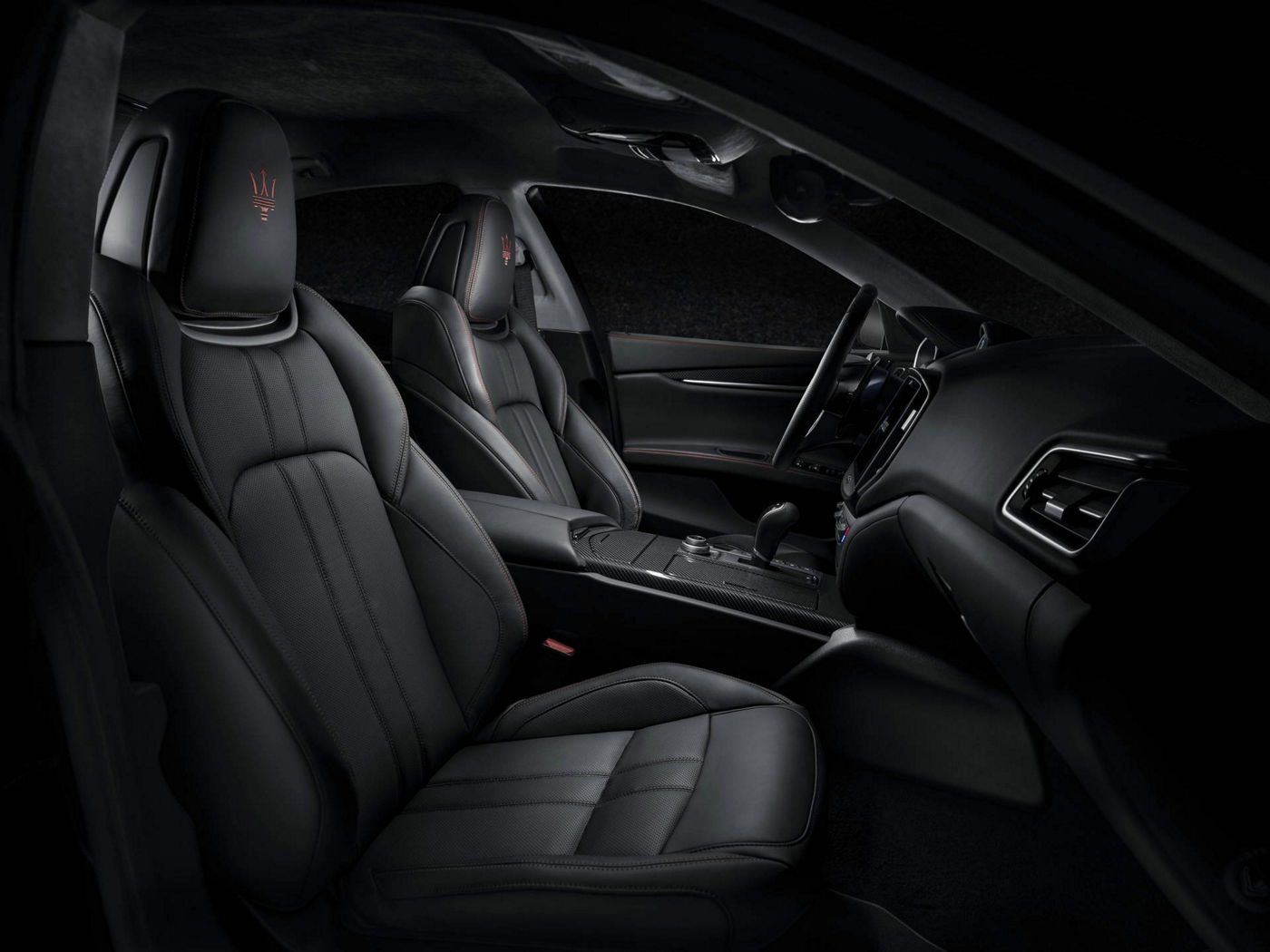 Black leather seats in a Maserati Ghibli GranSport