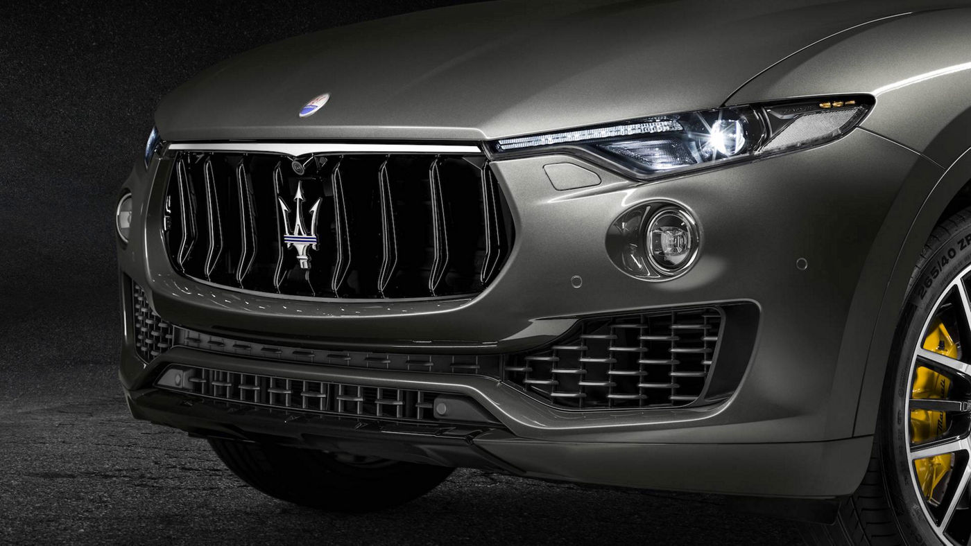 Maserati Levante GranSport exterior details, front view and lights