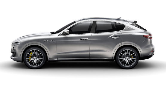 Model overview - a dark grey Maserati Levante S - side