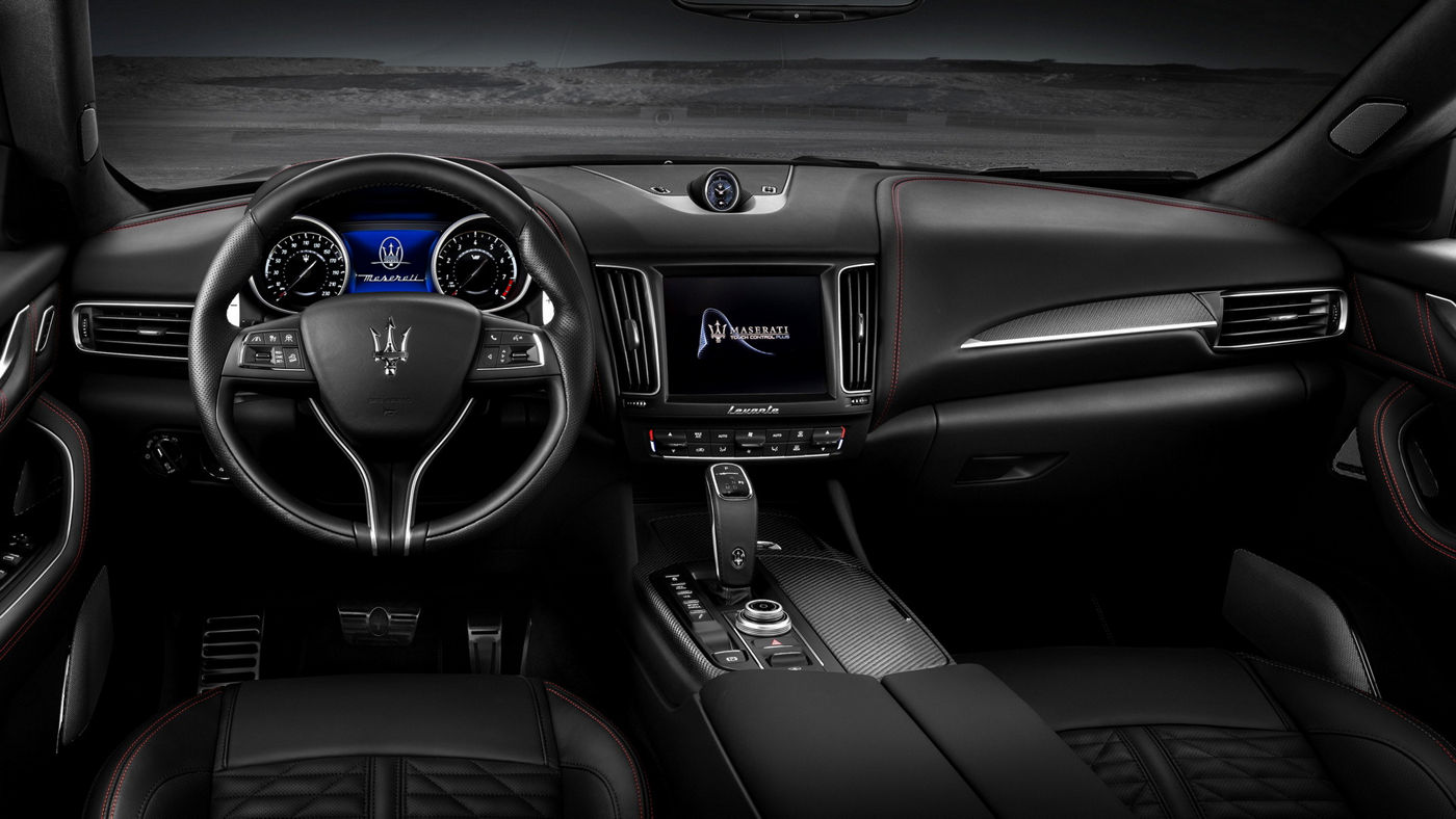 Maserati Levante Trofeo V8 - interior details: cluster featuring speedometer and tachometer