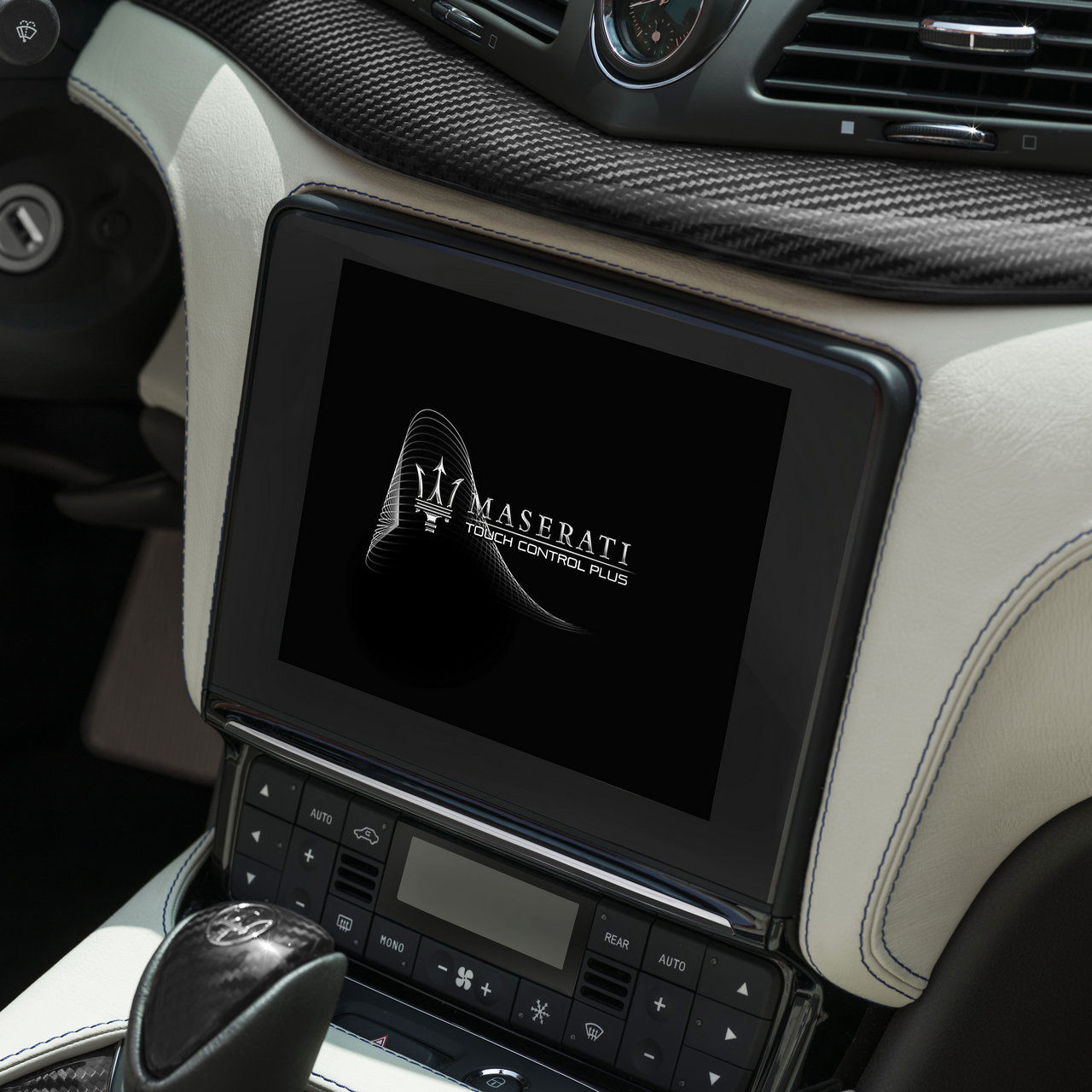 Maserati GranCabrio - luxury interiors' details and touchscreen display