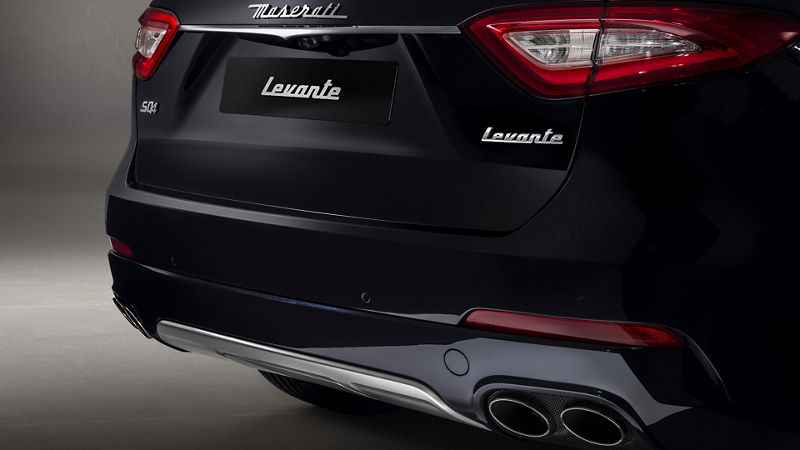 Maserati-MY19-Levante-GranLusso-Studio-181780M