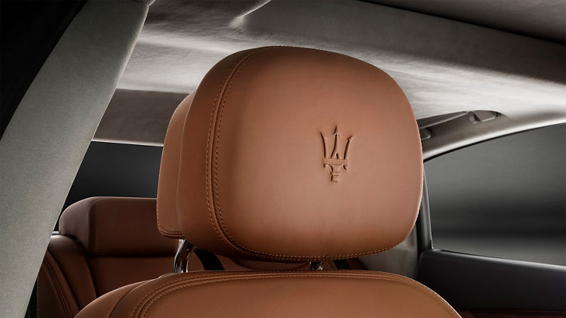 Maserati-MY19-Quattroporte-GranLusso-Studio-183110M_Seats
