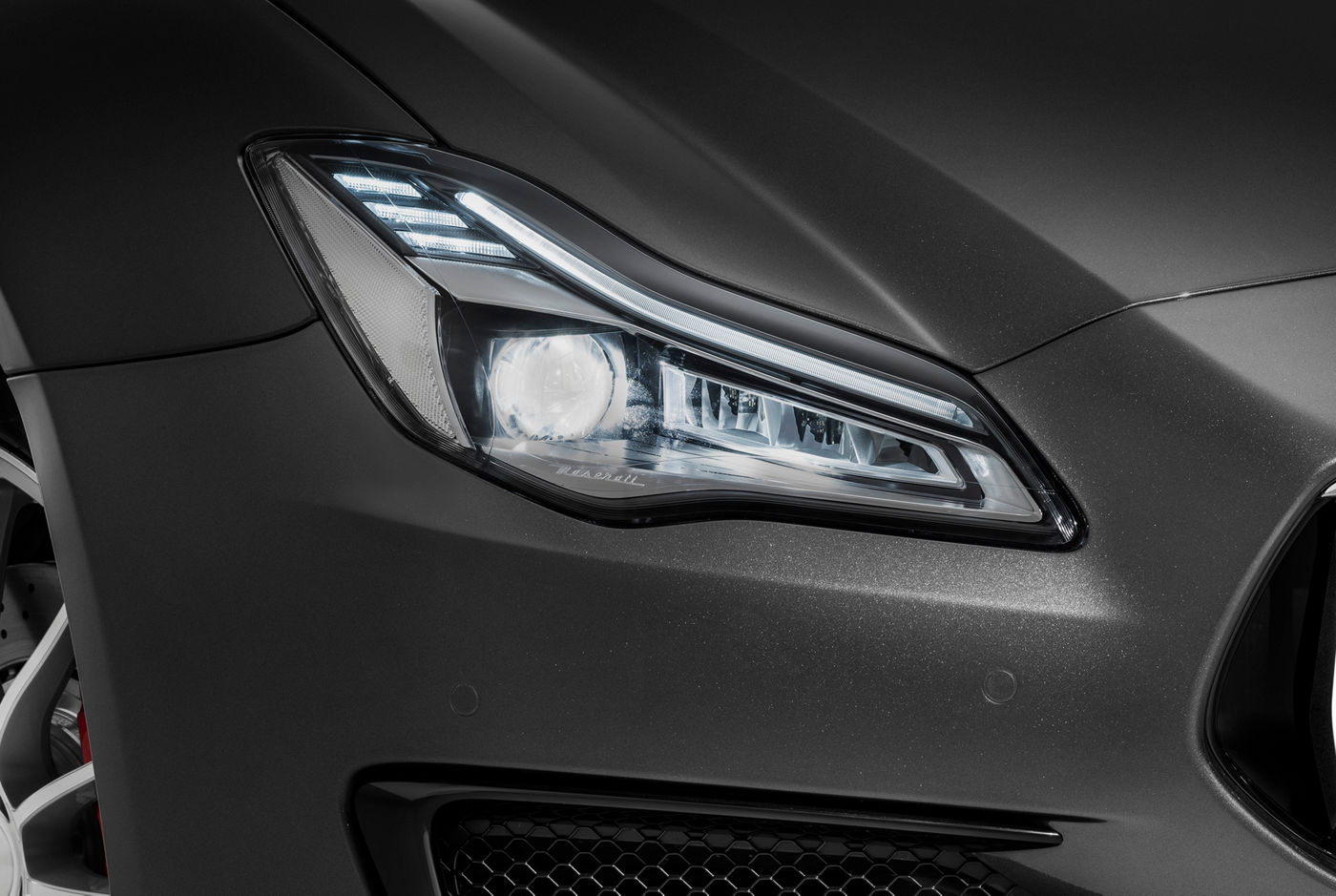 Maserati Quattroporte - Voll LED Matrix-Scheinwerfer