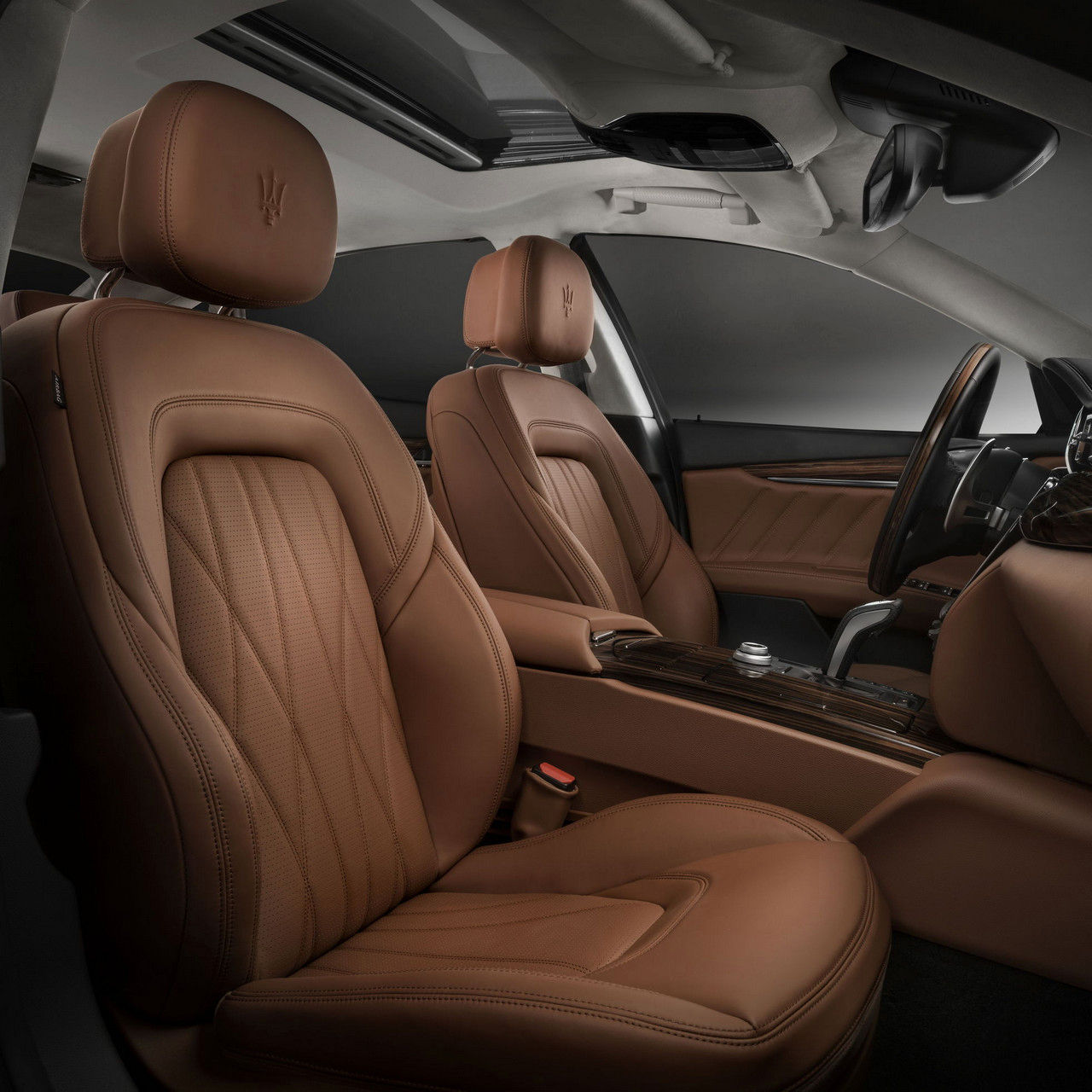 Maserati Quattroporte GranLusso - Komfort des Interieur - von innen