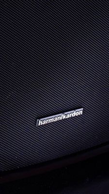 Harman-Kardon-Speaker_vertical