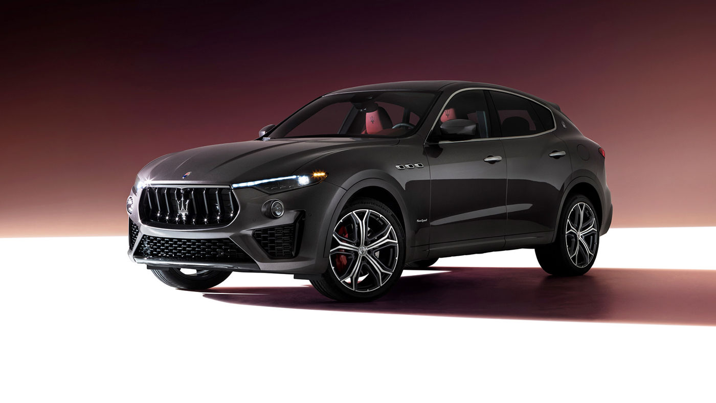 Vue latérale de la Maserati Levante