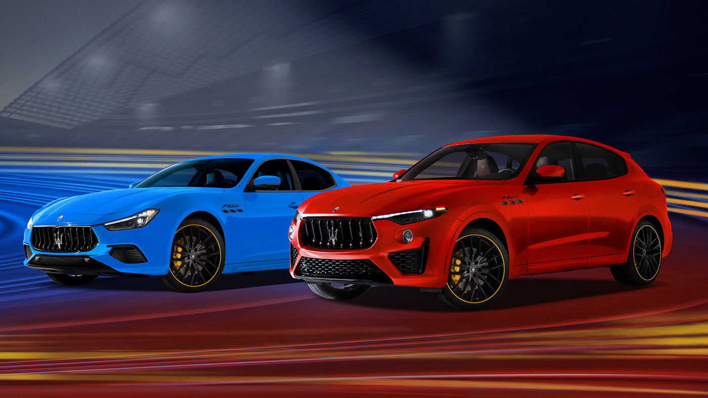 Deux modèles Maserati Tributo de couleur bleue et rouge
