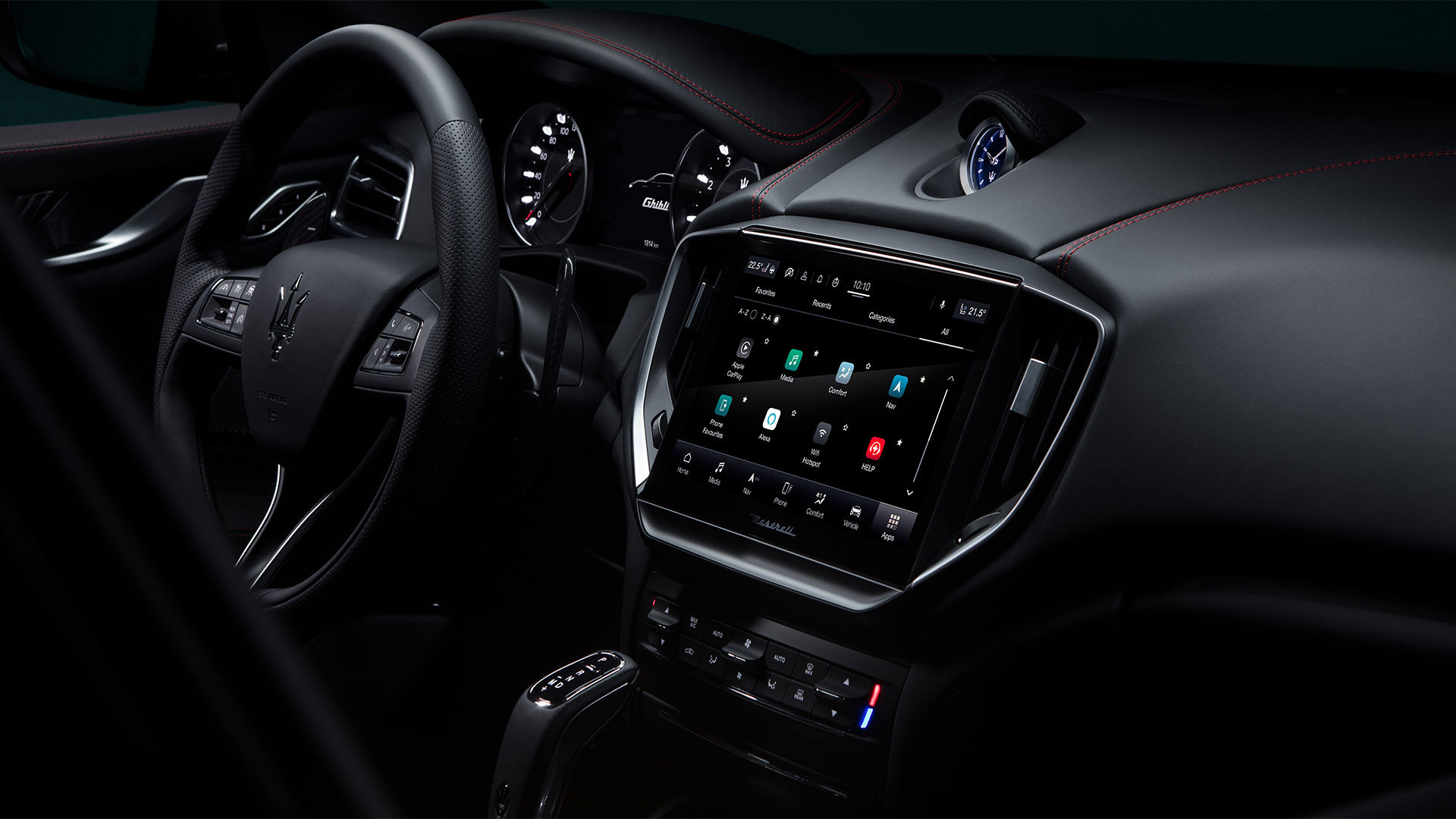 Wheel and Touchpad with infotainment of Ghibli