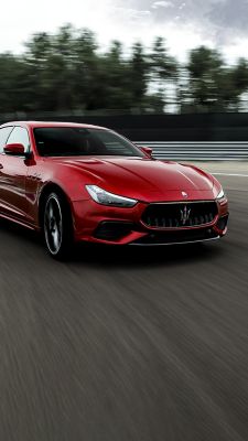 Maserati Ghibli Trofeo – Schneller Luxus-Sportwagen