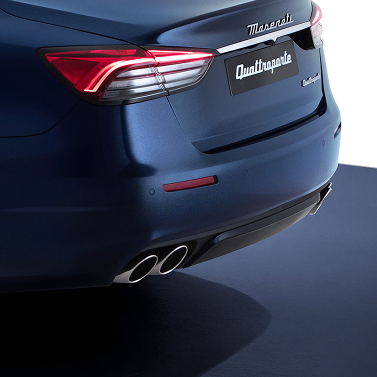 Tailgate and Exhaust details of Quattroporte 