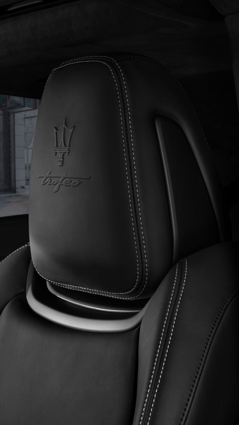 Headrest of Quattroporte Trofeo