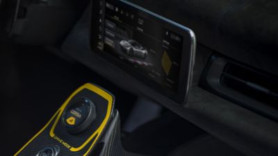 Maserati GT2 STradale setup button panel in black with yellow details