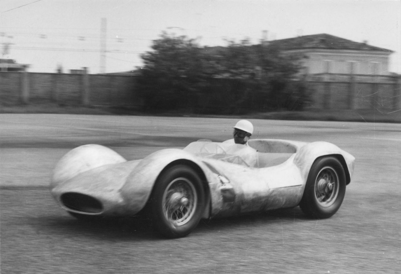Tipo_60_Birdcage_1959_Test_Stirling_Moss_Modena