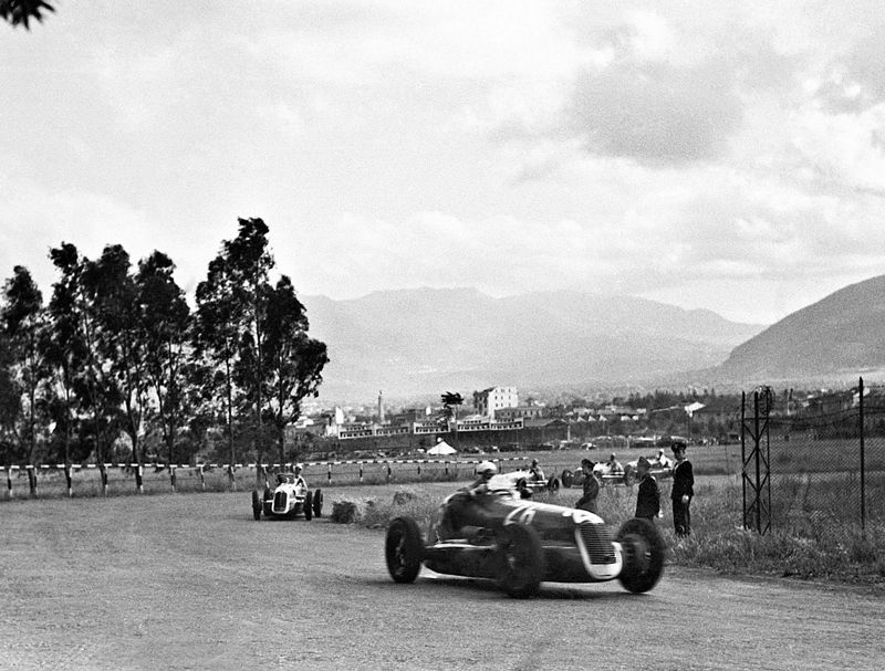 Luigi Villoresi am Steuer des Maserati Tipo 4CL