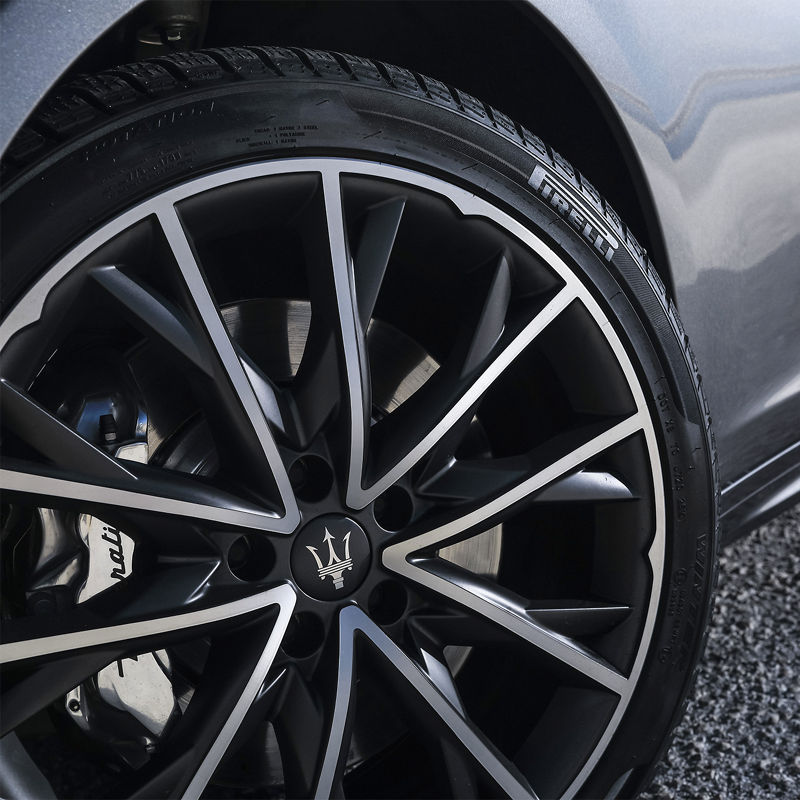 Neue Maserati Executive-Ausstattung für Ghibli Hybrid:  Felgen und Räder
