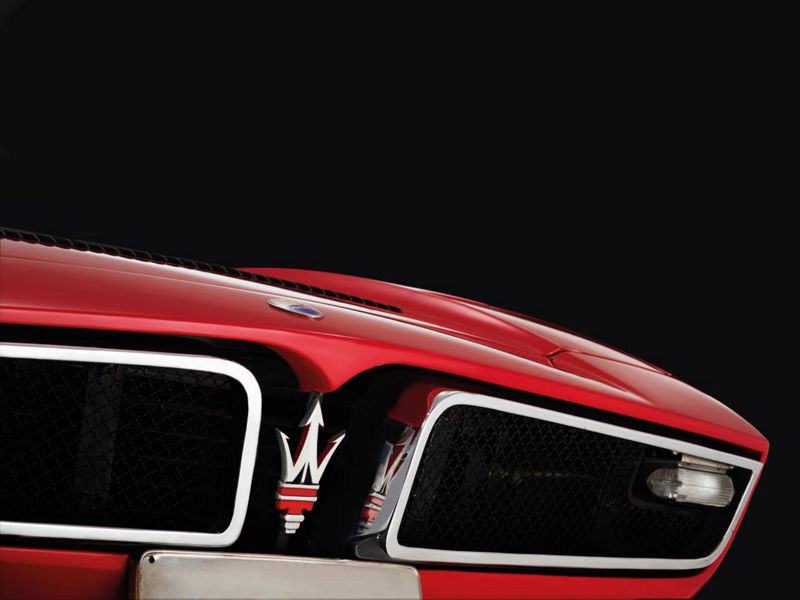 Detail of Trident logo on Bumper of Maserati Bora