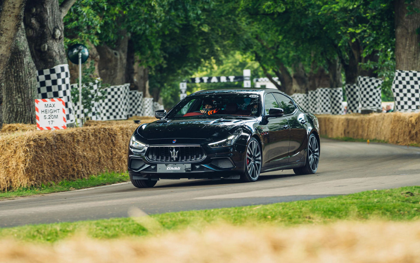 Maserati Ghibli Trofeo en la pista del Festival de Velocidad de Goodwood 2021
