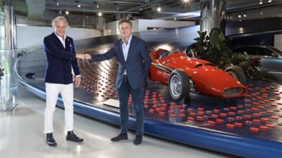 Fórmula E: foi relevado primeiro carro elétrico de corrida da Maserati para  a competição