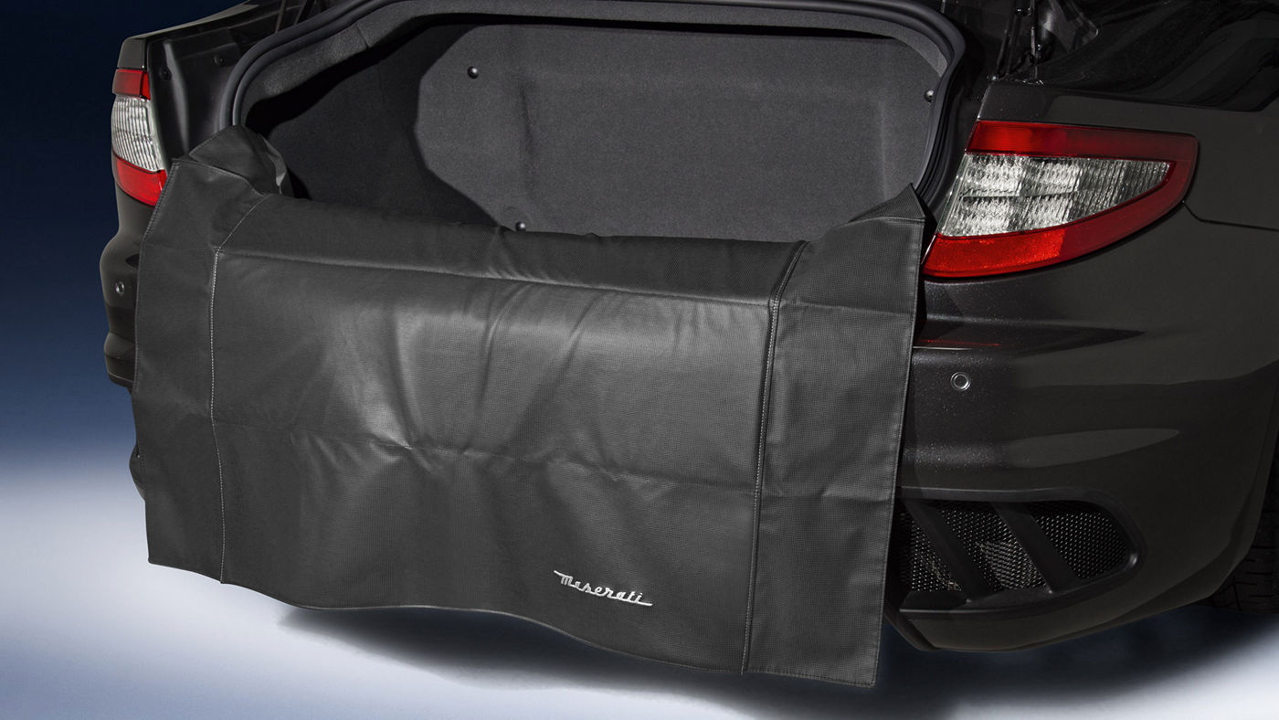 GranTurismo Accessories - Luggage compartment Loading edge Protective Mat