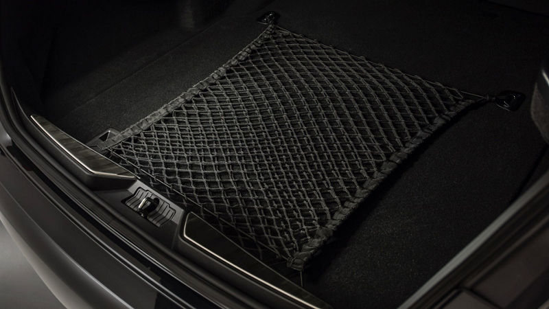 Maserati Quattroporte - accessories for luggage space