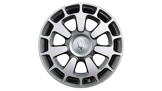 Maserati Quattroporte Reifen: CRONO Durchmesser: 20” Vorderreifen: 245/40 R20 Hinterreifen: 285/35 R20
