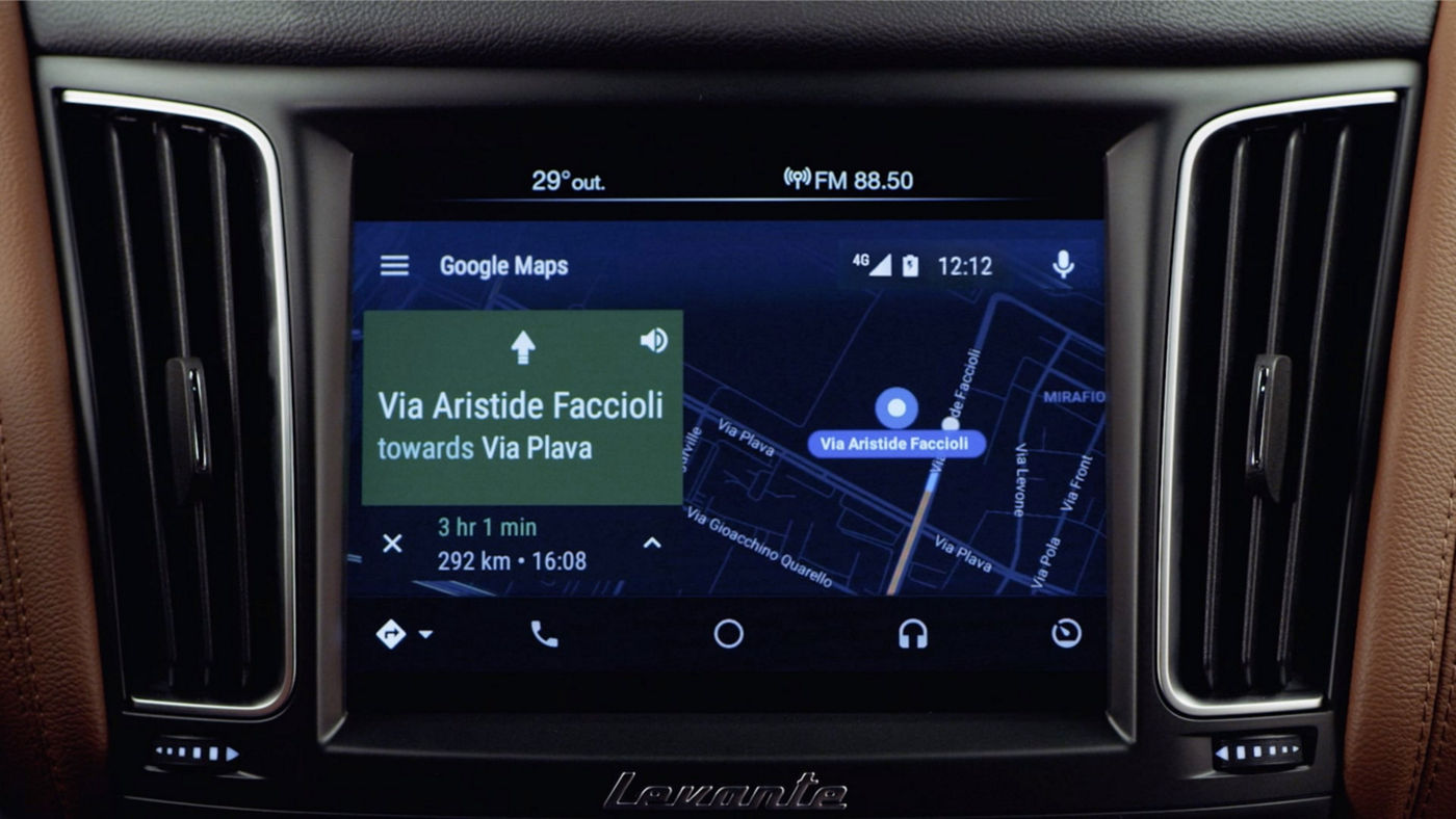 Maserati Display und Android Auto TM App: Google Maps