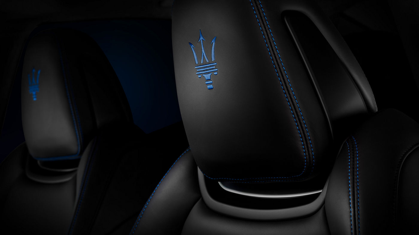 Headrest with Maserati Logo 