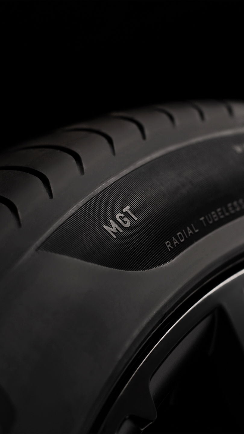 Tire detail of Maserati Ghibli