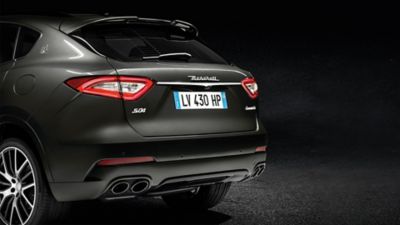 4 Stücke Für Maserati Levante Auto Einstiegsleisten Edelstahl  Einstiegsleisten Trittplatten Emblem Trim Auto Anti-Scratch Zubehör,B:  : Auto & Motorrad