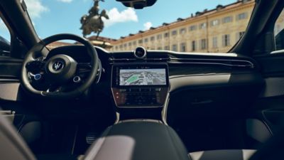 maserati-dashboard-internal-desktop