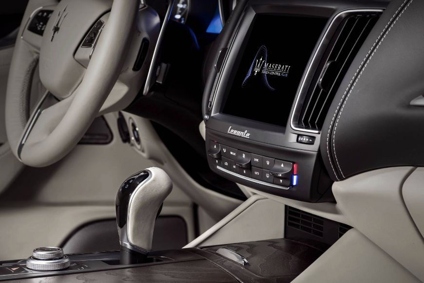 2018 Maserati Levante Dashboard Interior