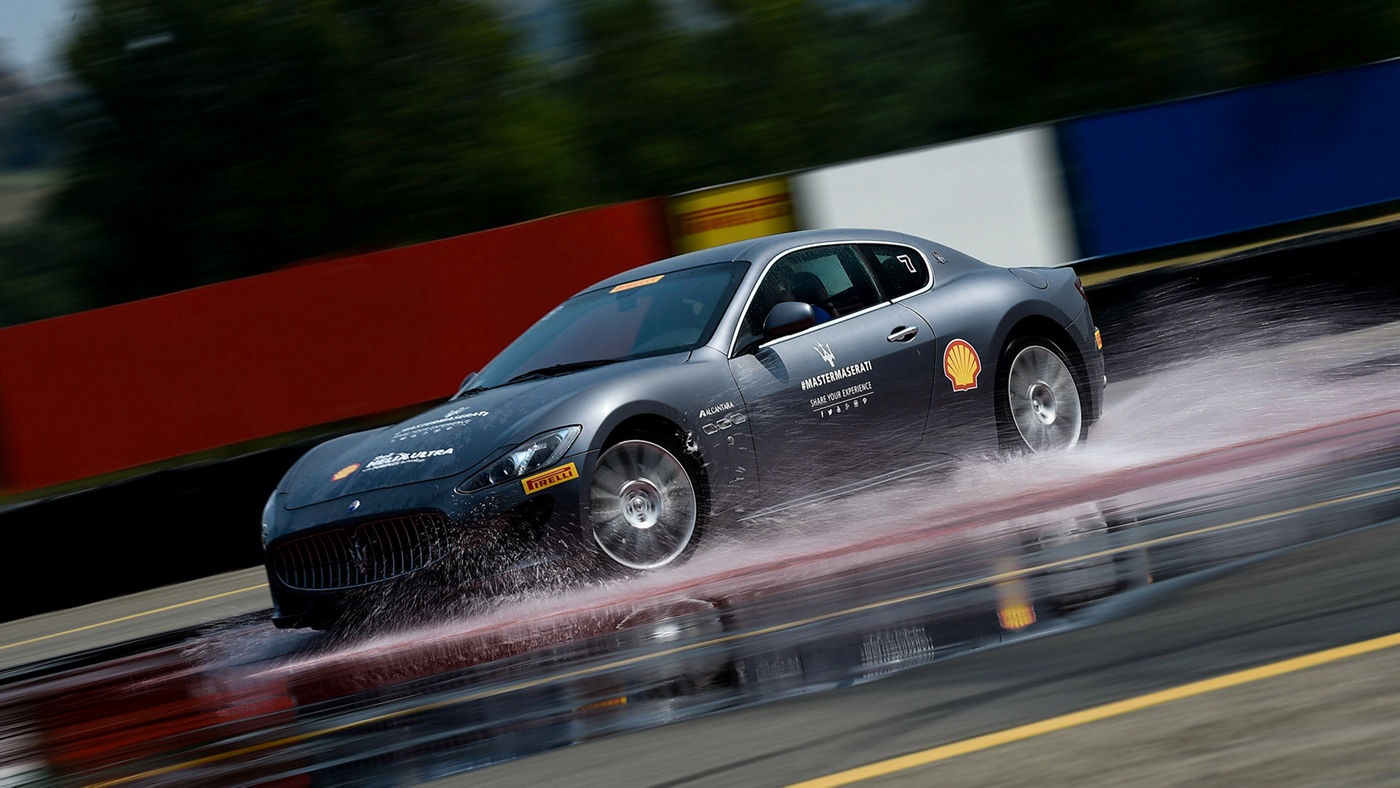 Cours de conduite des modelés Maserati sur circuit - MASTER GT SWISS DAY