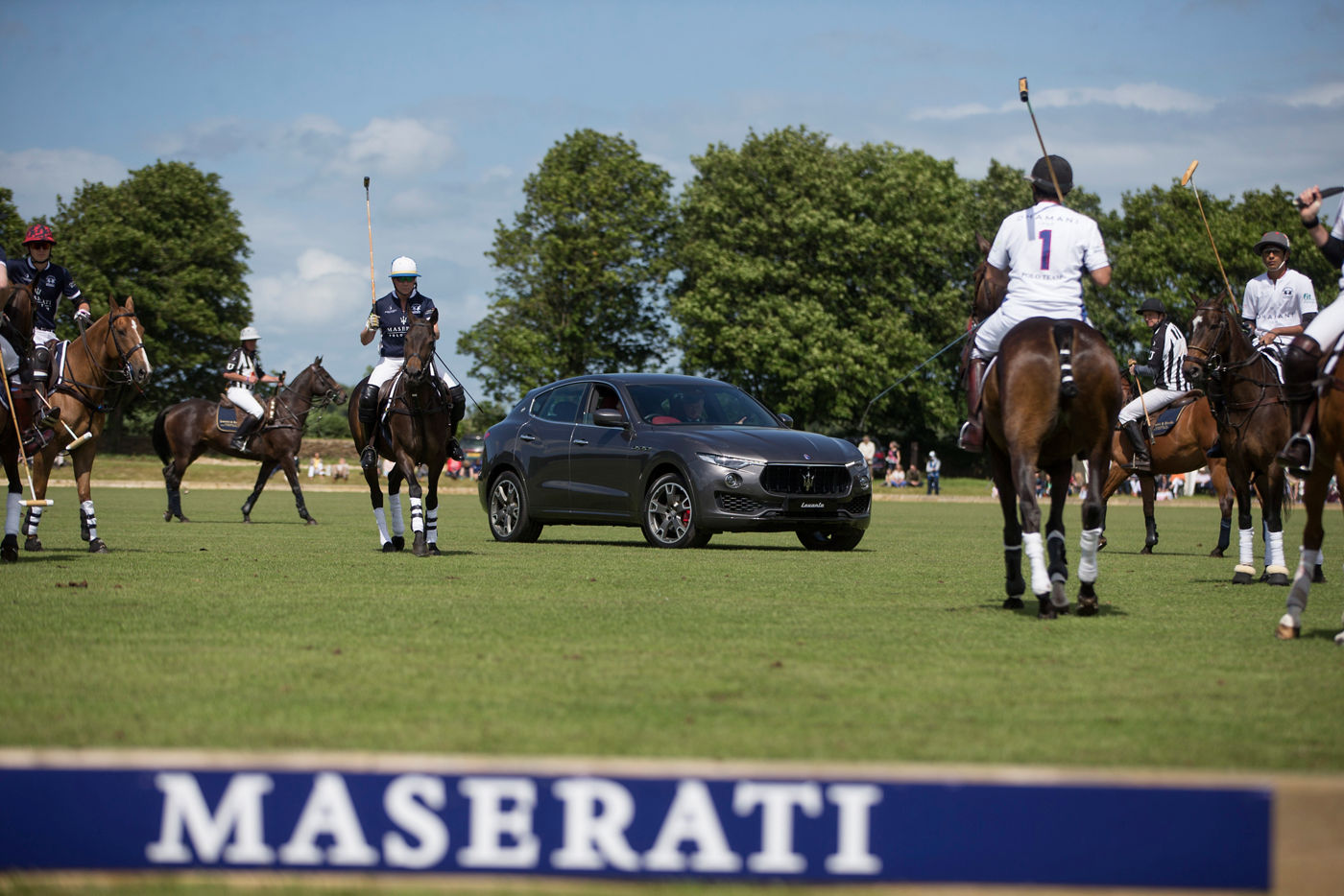 Maserati-Royal-Charity-Polo-Tour-2017---Beaufort-Polo-Club---Levante-at-start-of-play (1)