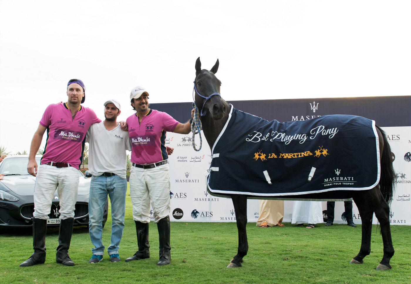 Equipo de Maserati Polo Trophy en Dubái