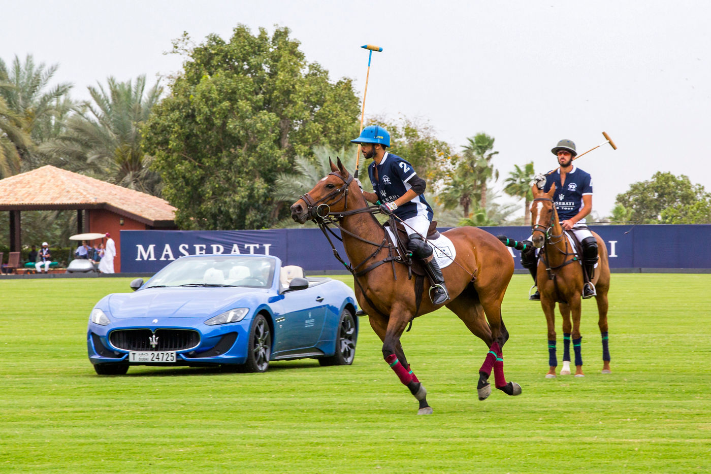 Jugadores de polo durante Maserati Dubái Polo Trophy