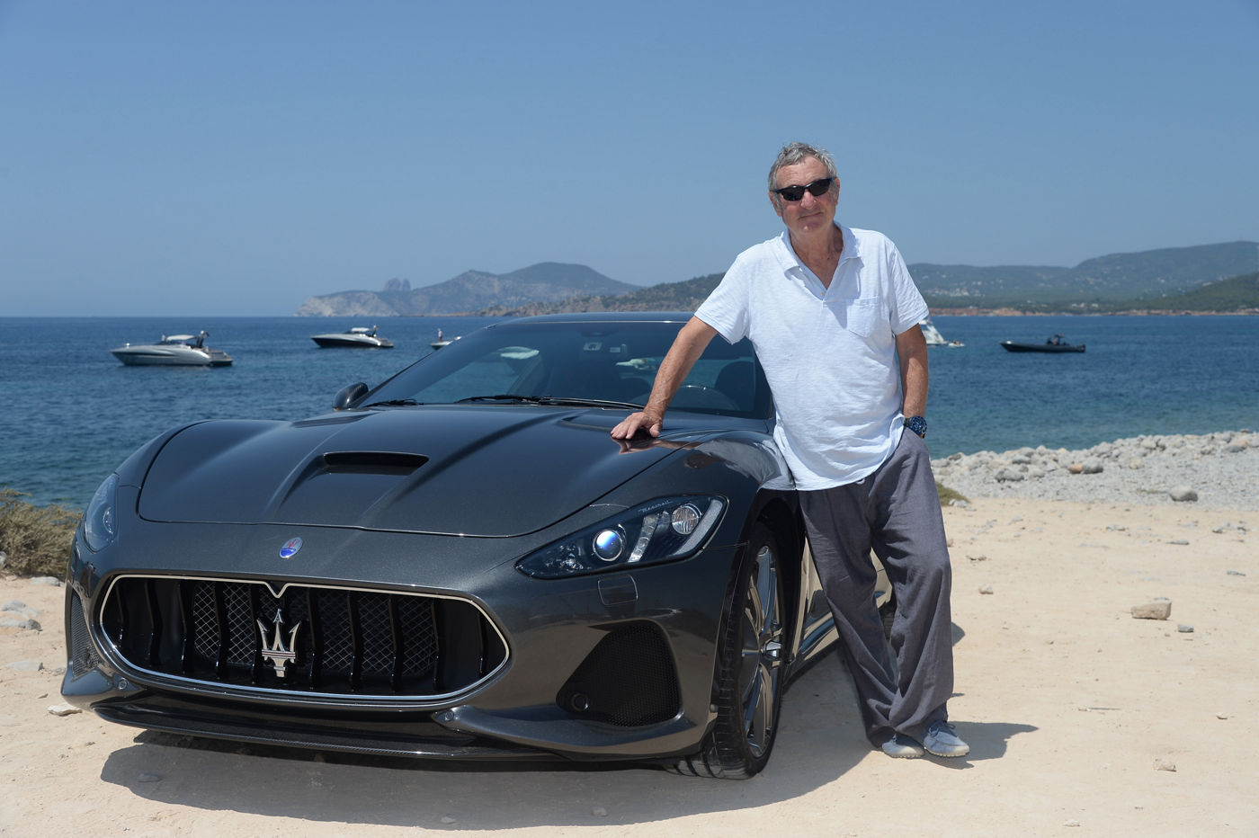 Nick-Mason-with-Maserati-GranTurismo-MC-MY18-at-Experimental-Beach