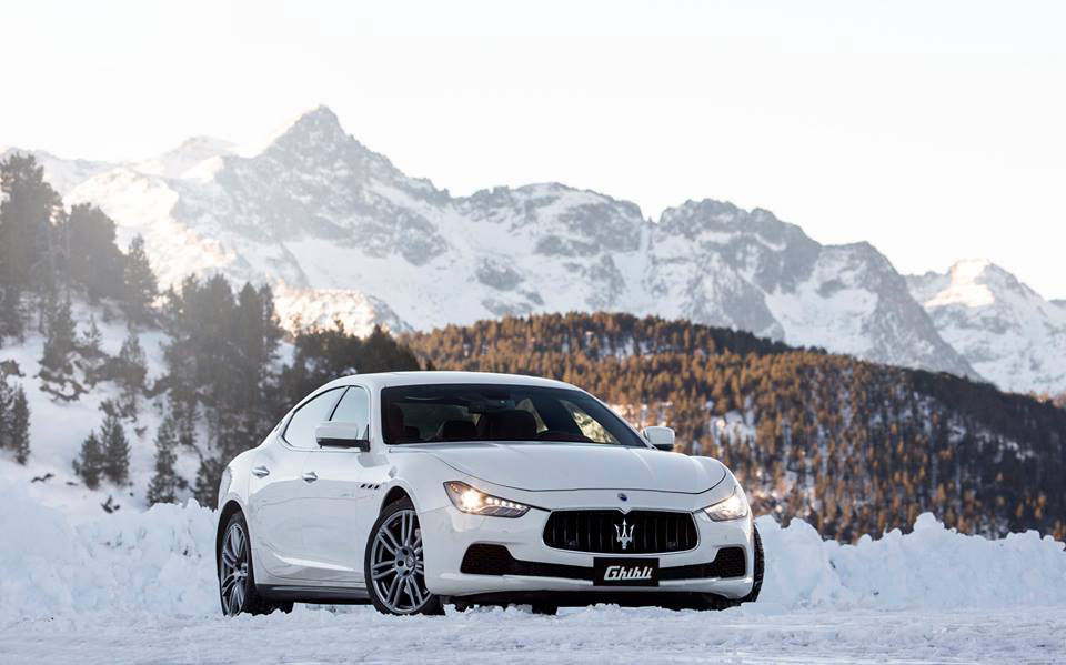 Maserati Levante en la nieve