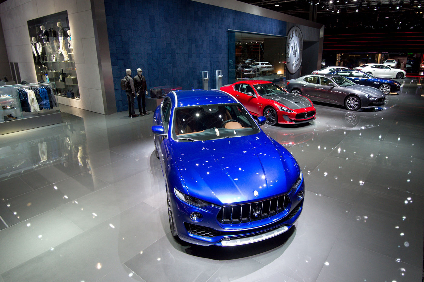 Maserati Levante en en salón de automóvil de París en 2016