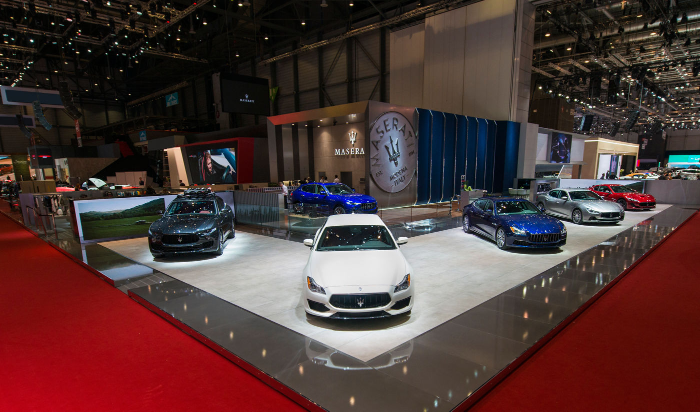 Exposición de vehículos Maserati en el Salón del automóvil de Ginebra de 2017