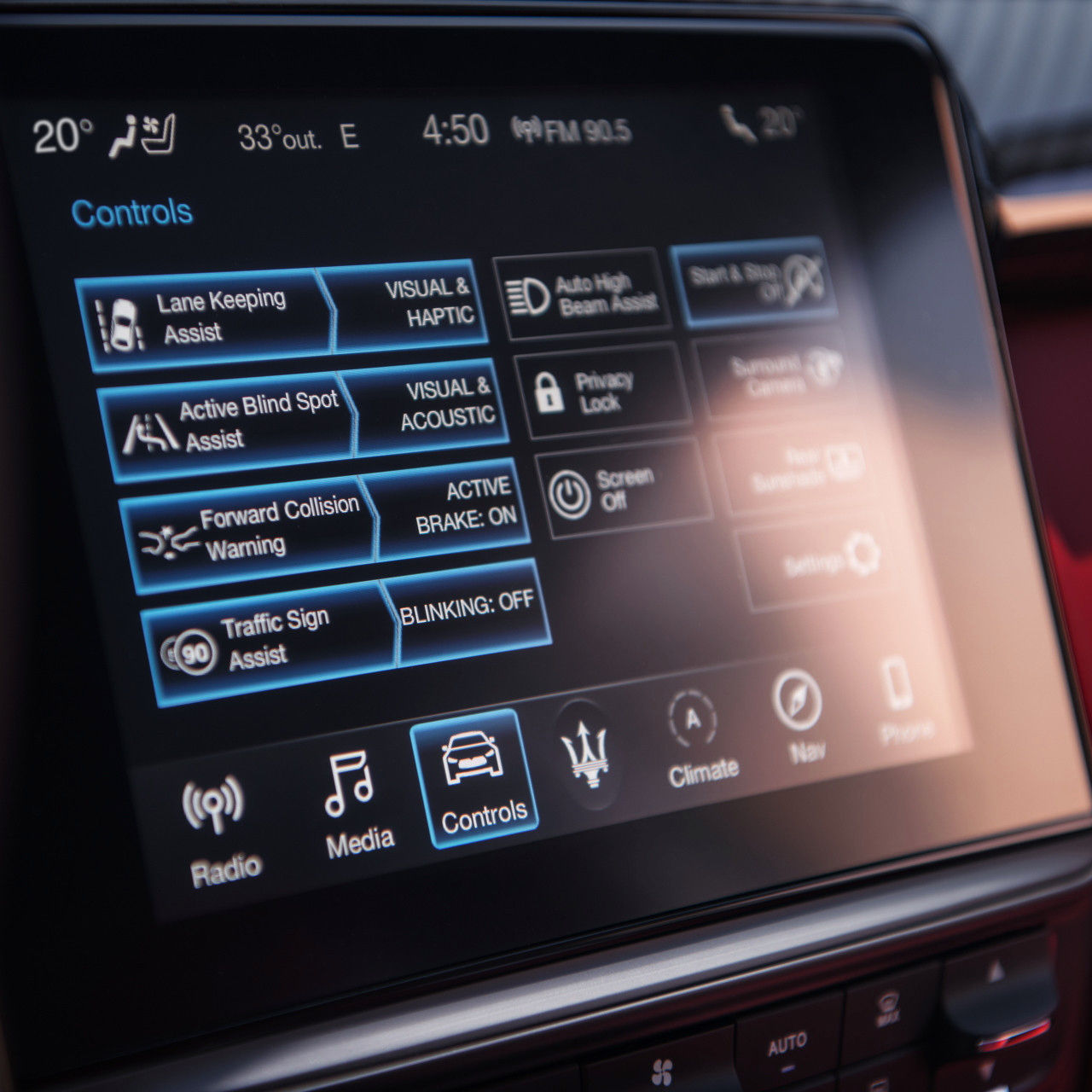 Gamma Maserati 2019 - sistema digitale di sicurezza e assistenza alla guida