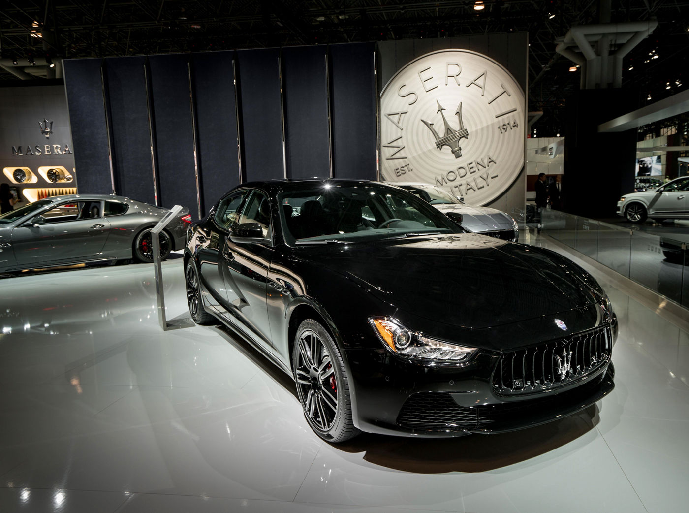 Maserati Ghibli Nerissimo edition a New York