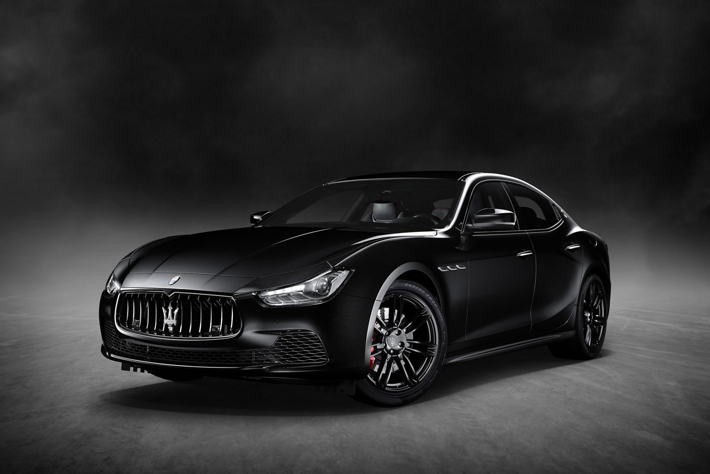 Maserati Ghibli Nerissimo edition