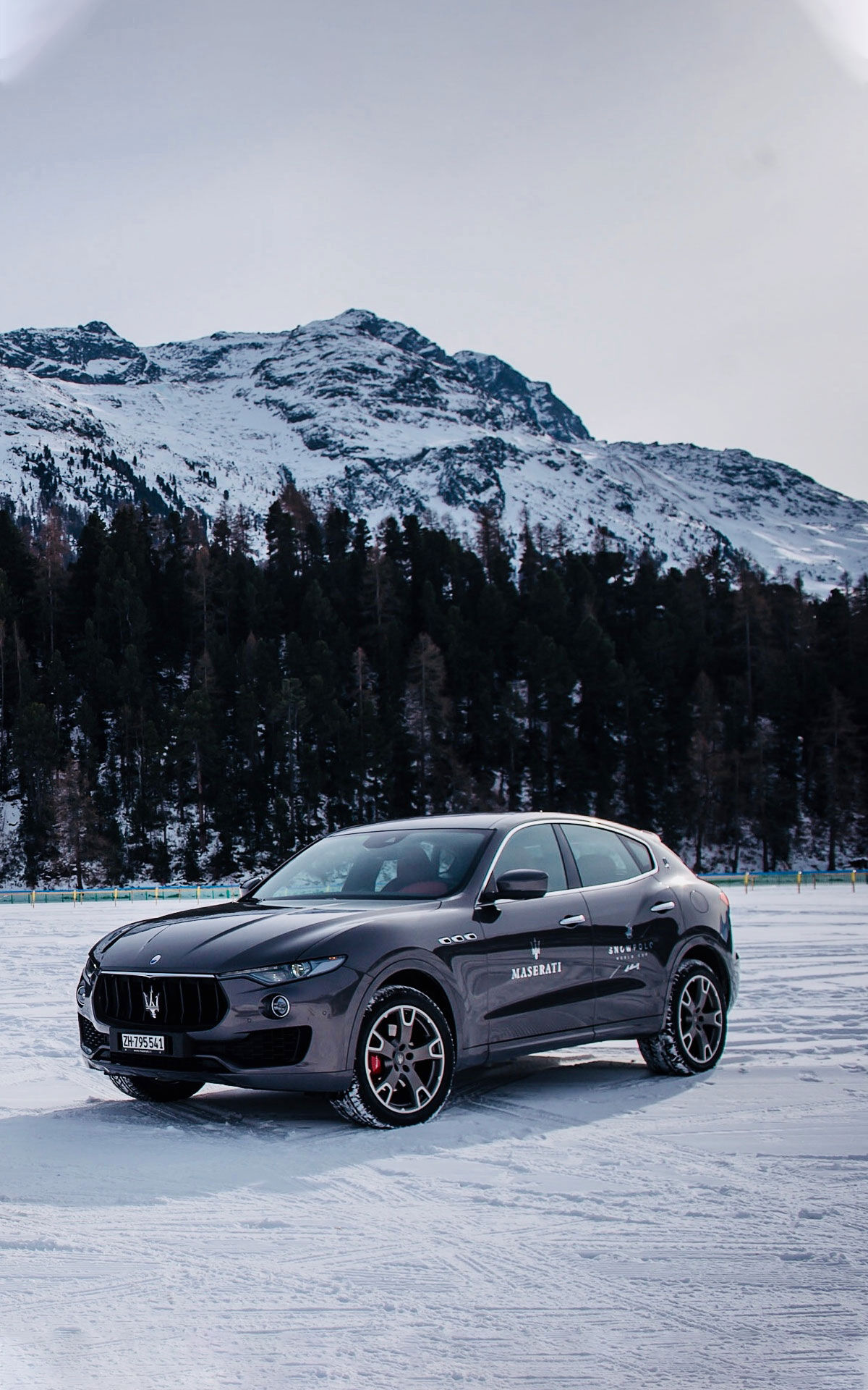 Maserati Levante su neve per il Maserati Winter Tour