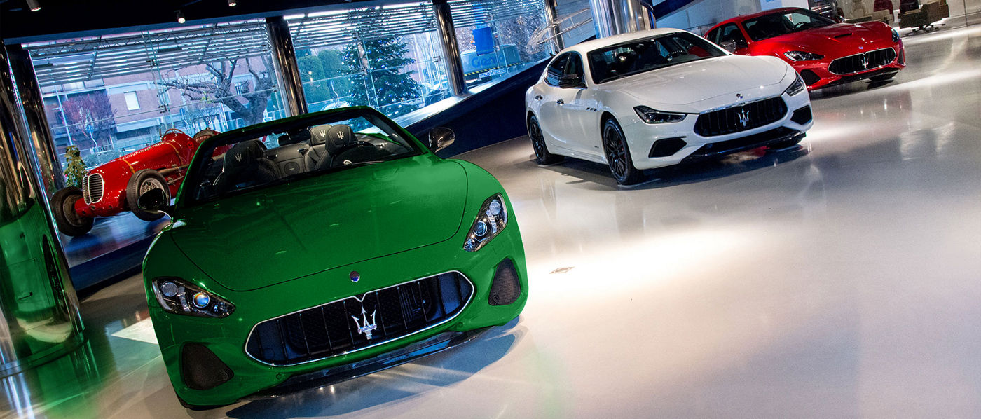 Maserati-Showroom_Tricolore_desktop_1